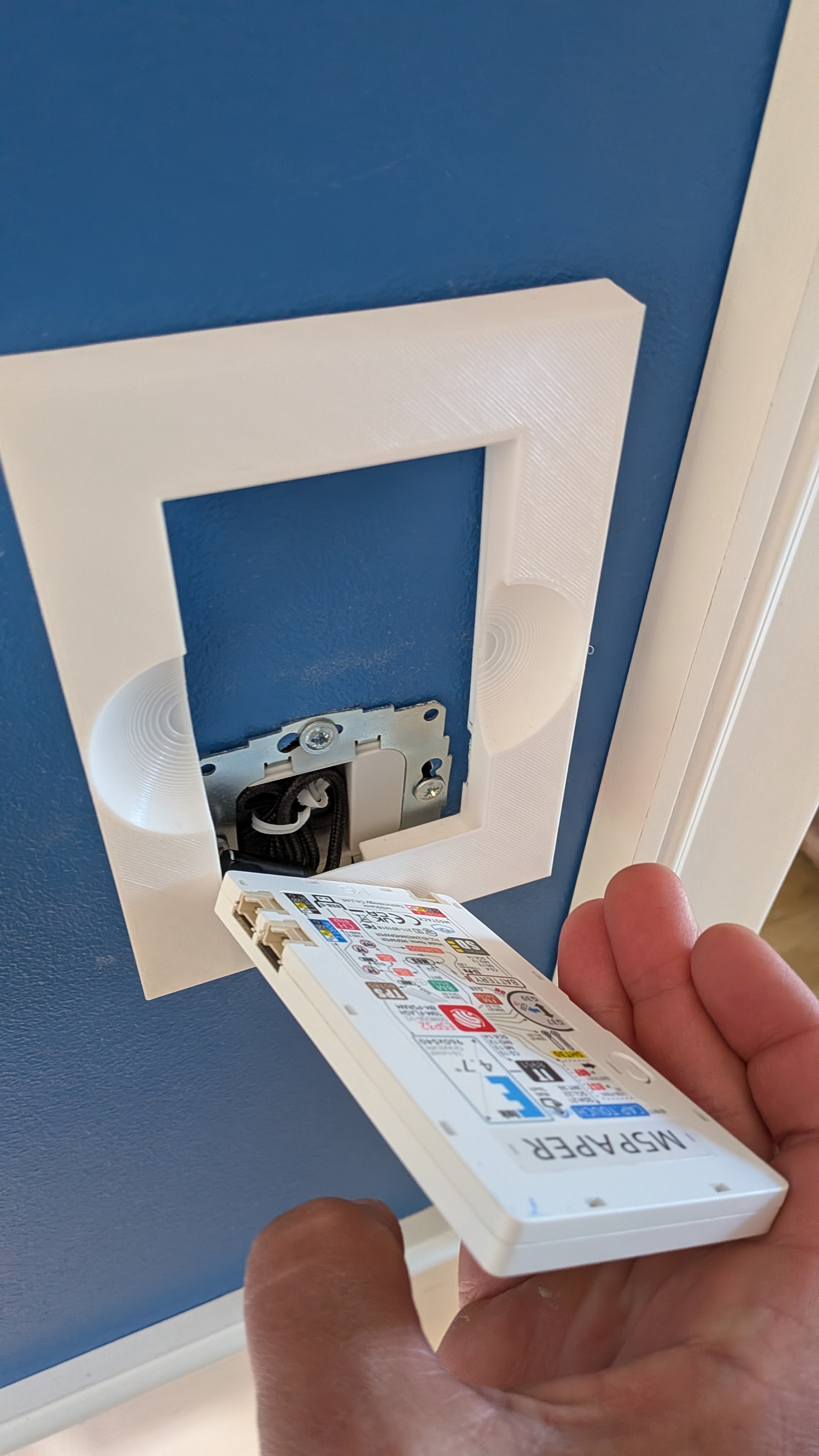 M5Paper Wall Mount - Second Angle